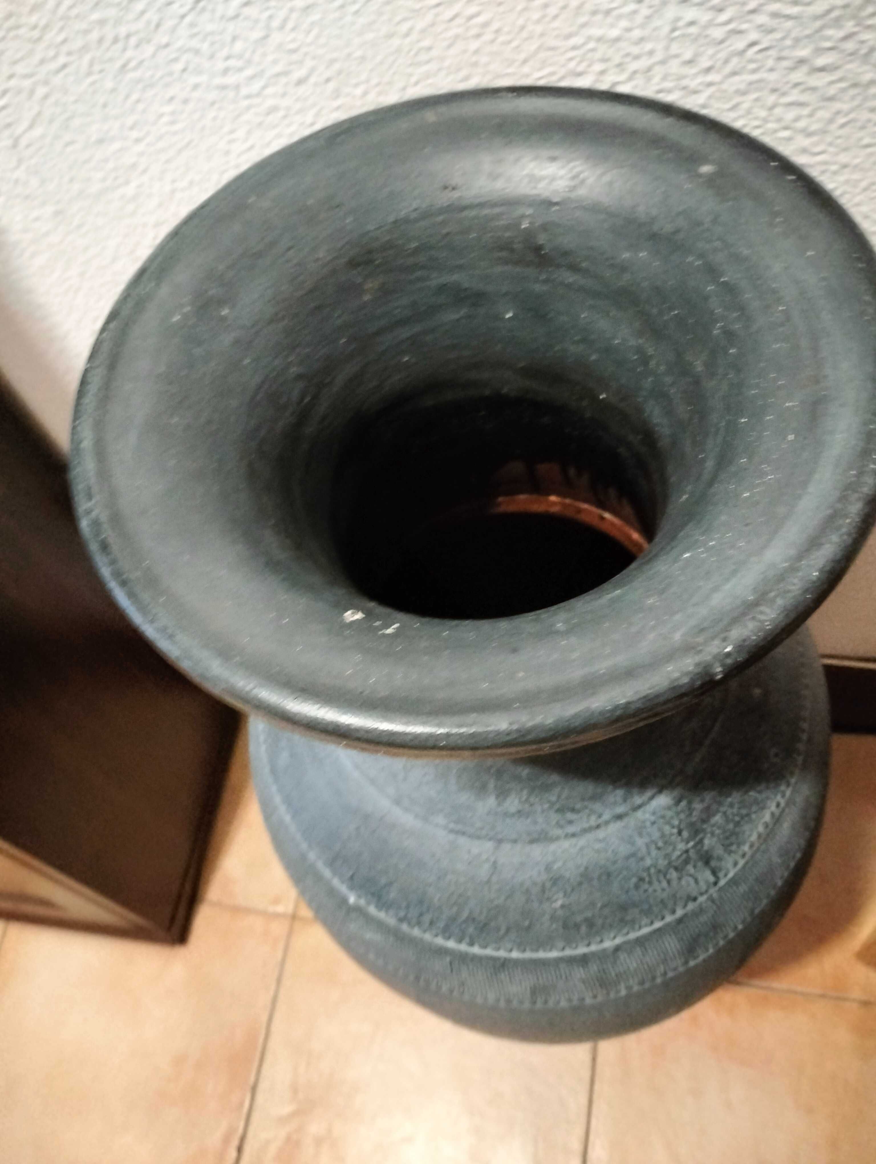 Jarrão de Barro Pintado