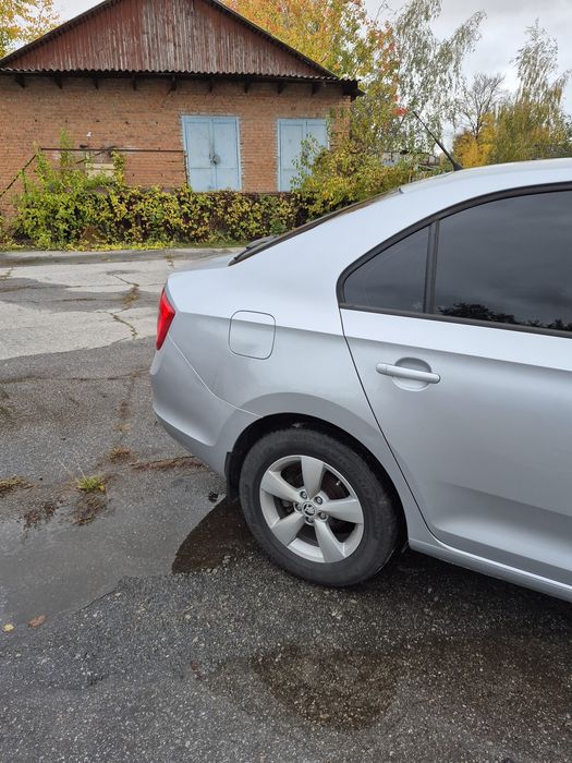 Продам Шкода Рапид