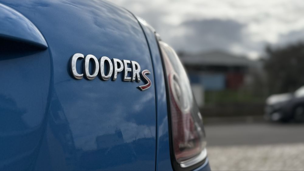 Mini Cooper S - Automatico (NACIONAL) com patilhas F1 no volante