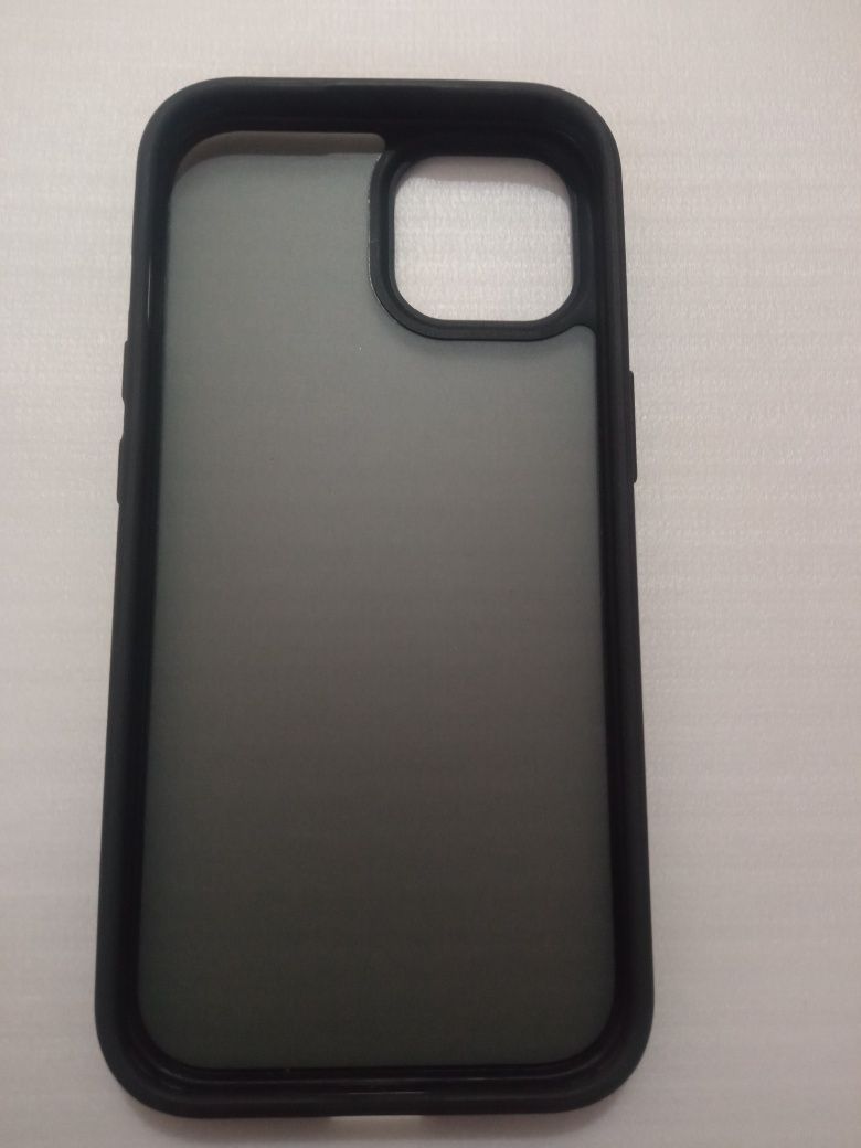 Etui iPhone 15 czarne +szzkło