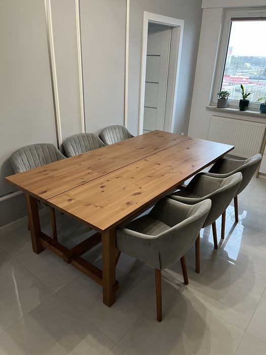 Stół rozkładany Nordviken, drewniany, do jadalni, kuchni, salonu