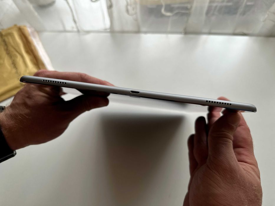 Apple iPad Pro 12.9, Gen 2, 64GB, WifI, великий планшет, стан супер!