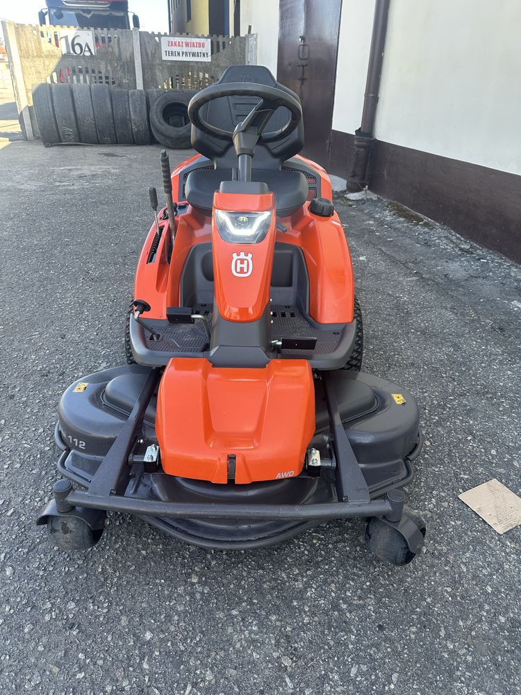 Profesjonalny traktorek kosiarka HUSQVARNA R320x AWD 2019r 4x4