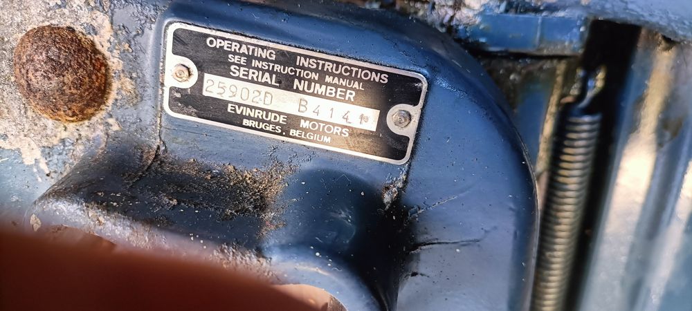 Motard Evinrude 25