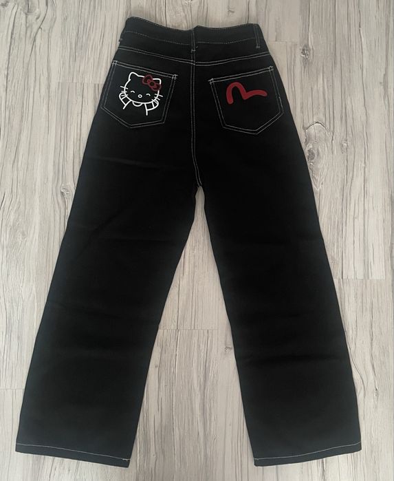 Spodnie jeansowe evisu z hello kitty