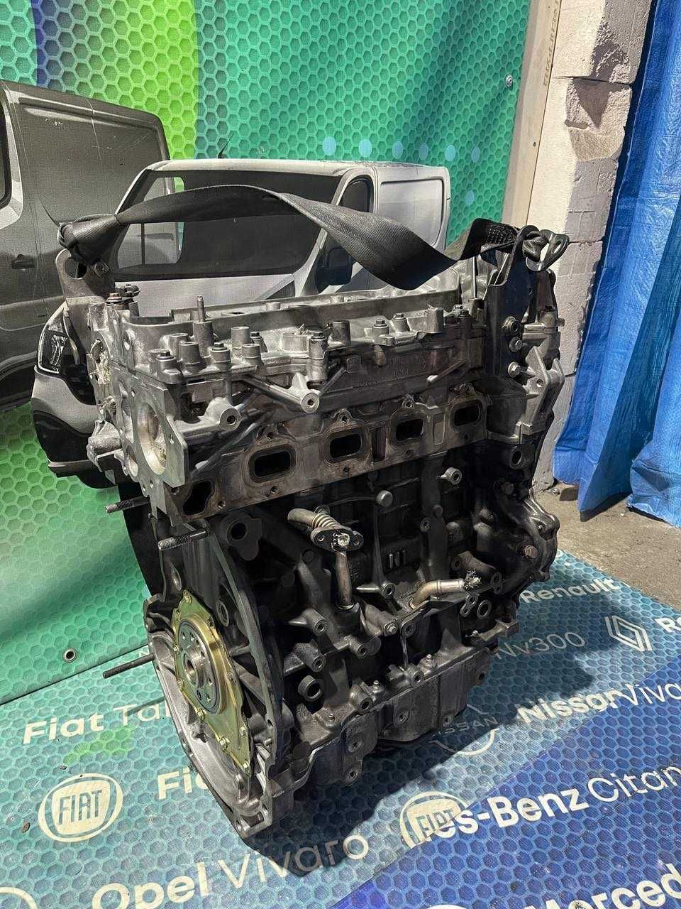 Двигун bi-turbo R9M D450 Рено Трафік 1.6 dci Renault Trafic 3 Віваро