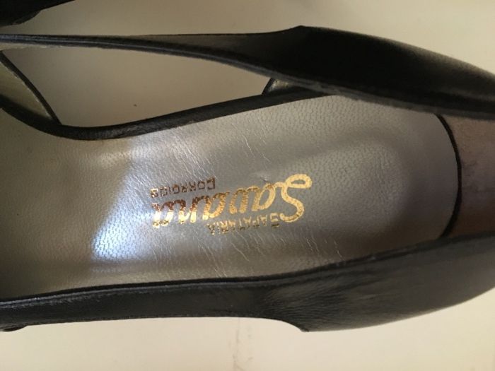 Sapatos Pretos e Brancos Senhora Novos em pele, nº 37,5