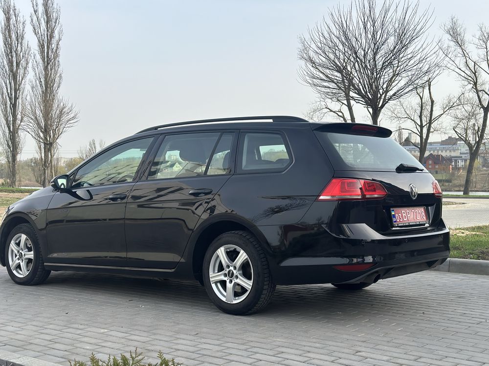 Продам Volkswagen Golf 7!!