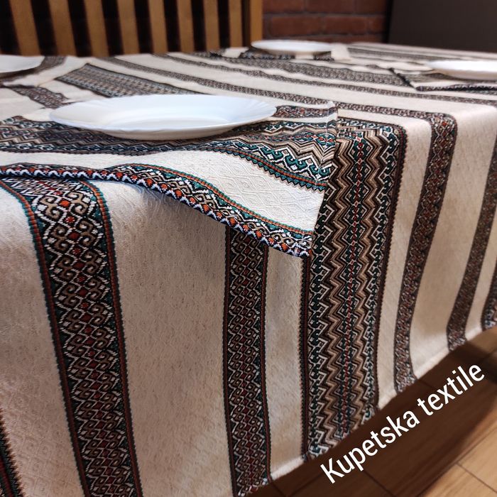 Вишита скатертина в українському стилі, вишиті серветки (5 кольорів)