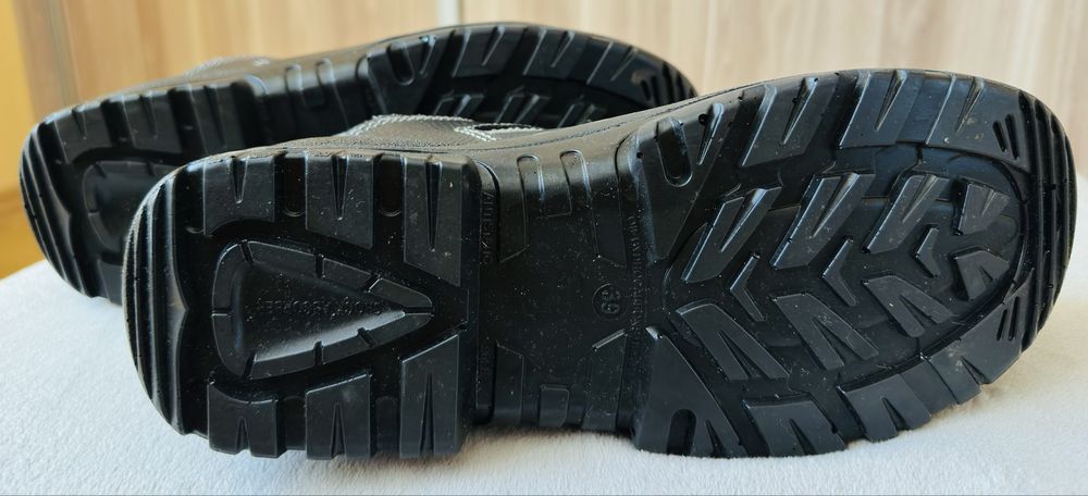 Buty robocze rozmiar 39