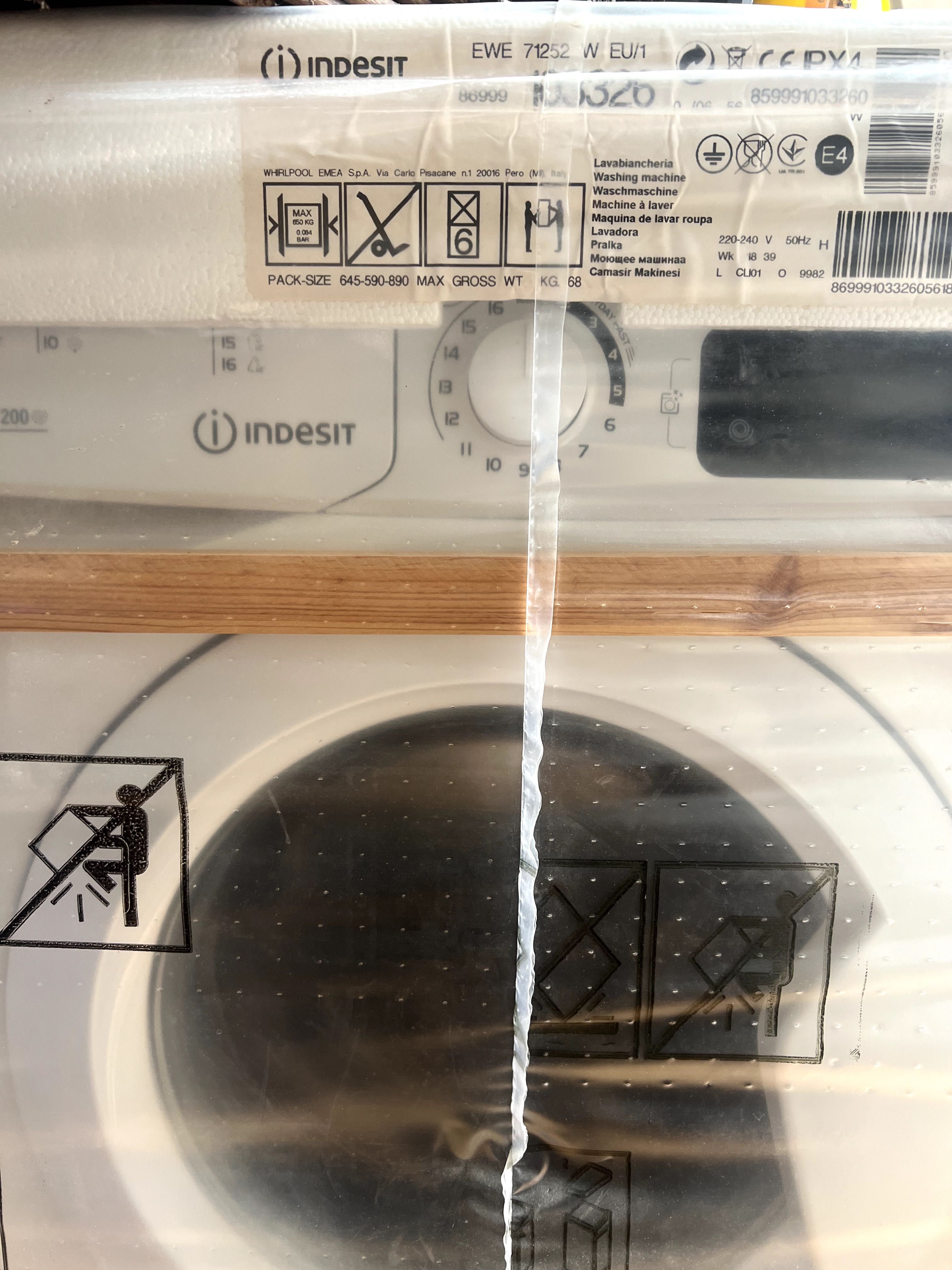 Máquina de Lavar Roupa Indesit de 1 a 7 Kg | 1200 RPM | E | Branco.