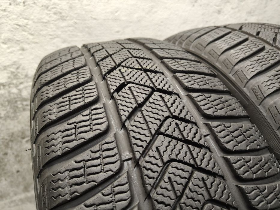 2X 245/40R19 98V XL Pirelli Sottozero Winter 3 MOE * 7mm 2022 Zimowe