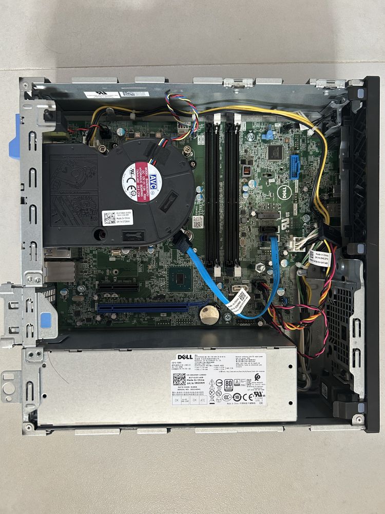 Komputer stacjonarny / biurowy, Dell 5050 - intelcore i3, 3,70 GHZ.