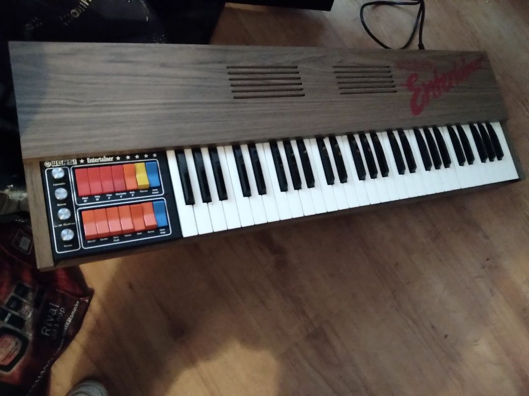 Organy Wersi  entertainer z 1978r.