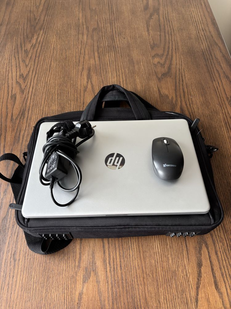Laptop HP 15s JAK NOWY