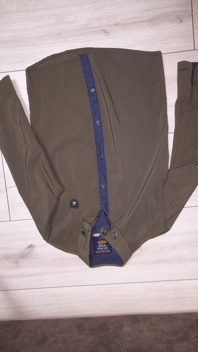 Продам рубашки ..