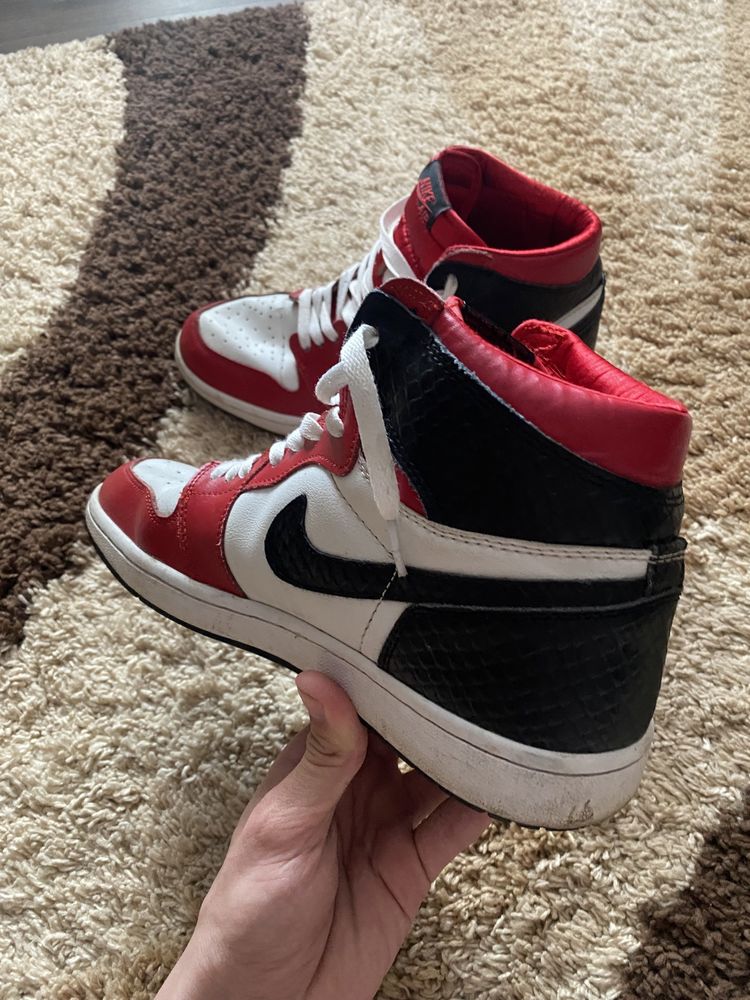 Nike air jordan 1