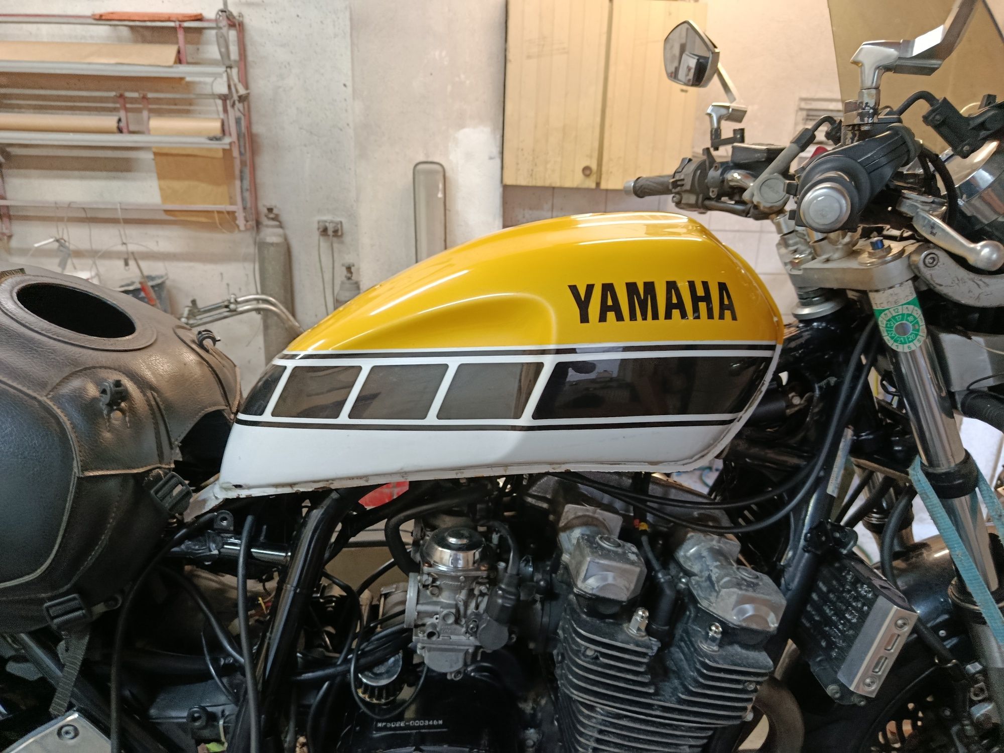 Yamaha xjr1300 zbiornik paliwa rama lagi silnik zegary  amortyzatory