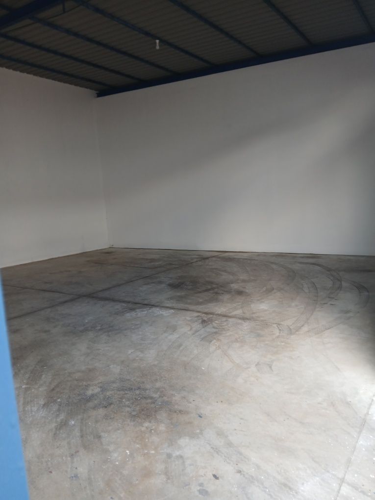 Garagem/Armazém 100m2