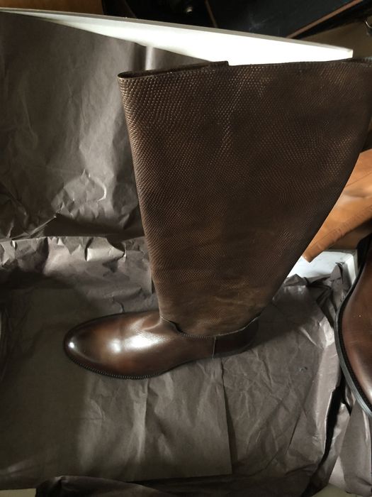 Високі шкіряні чоботи 40 розмір