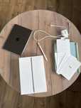 iPad 9. generacji 64 GB Wi-Fi Space Gray + Apple Pencil + etui