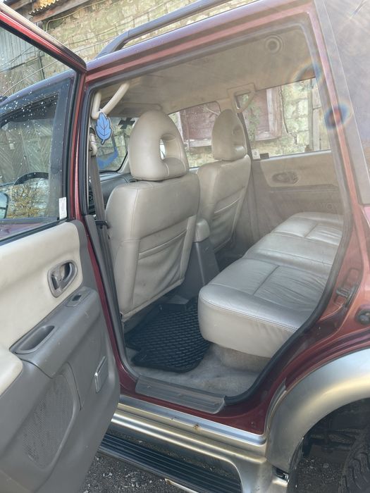 Нерозмитнена Мітсубіші Паджеро Спорт 4х4