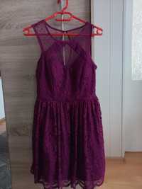 Przesliczna Sukienka koronkowa w kolorze burgundu/ baklazan