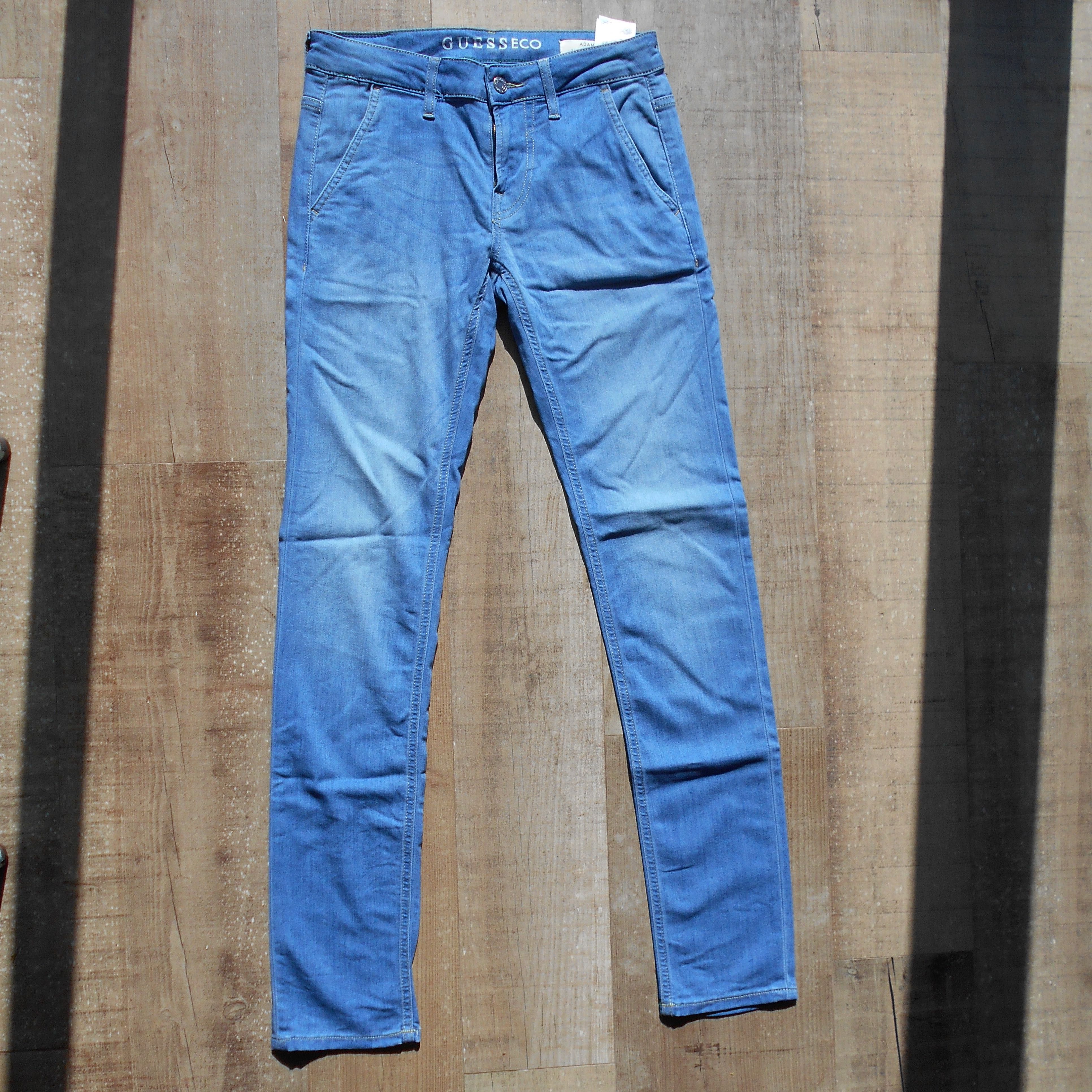 ** 2 Calças GUESS / 2 GUESS jeans **