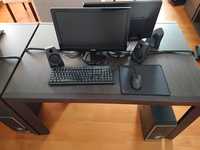 Komputer Zestaw Celeron 2,6GHz 4GB RAM GeForce 450 HDD160GB Monitor 20