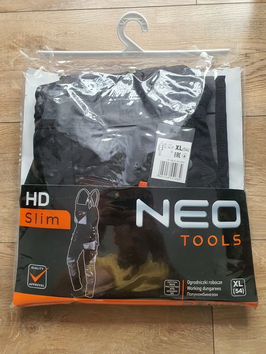 Ogrodniczki robocze NEO TOOLS ,rozmiar XL54