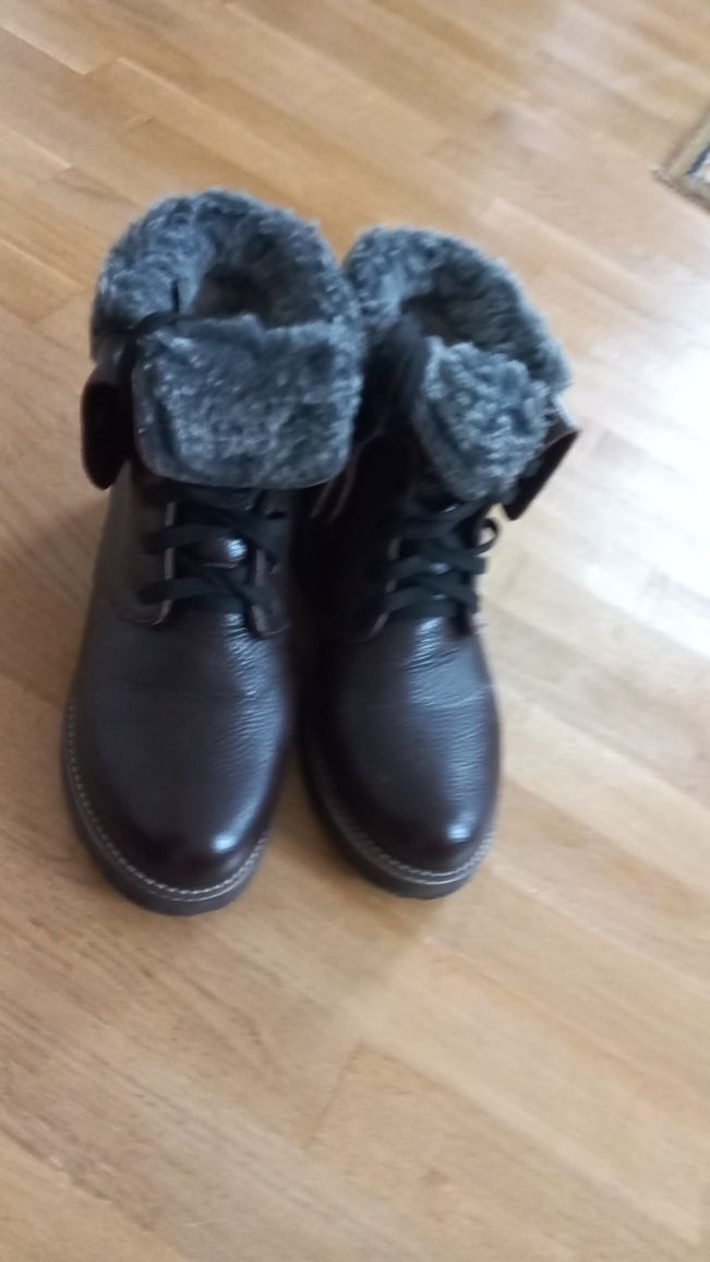 Зимние ботинки сапожки женские