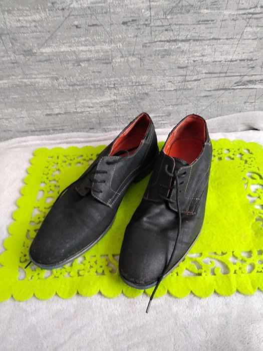 Buty. Czarne. Eleganckie 40