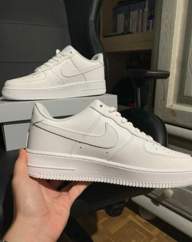 Buty/Nike_AirForce1White "Nowe Trampki" Roz.39