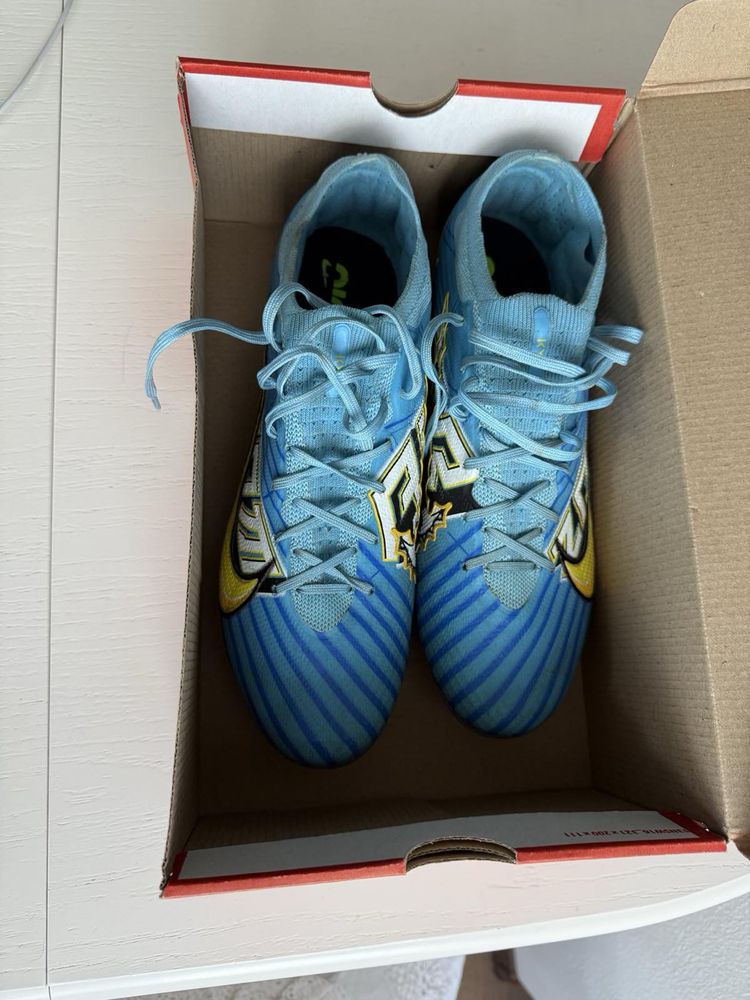Футбольные бутсы Nike Air Zoom Mercurial Vapor 15 Elite KM 43 розмір