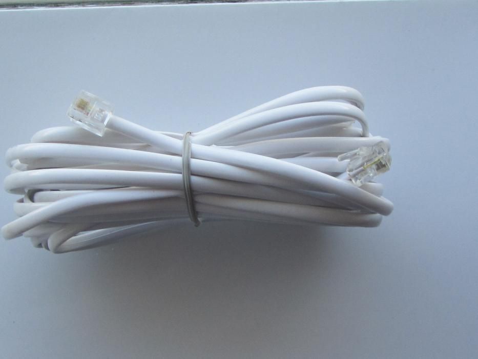 Kabel telefoniczny połączeniowy 4 żyłowy 6P4c (RJ11) 7m z PRL-u