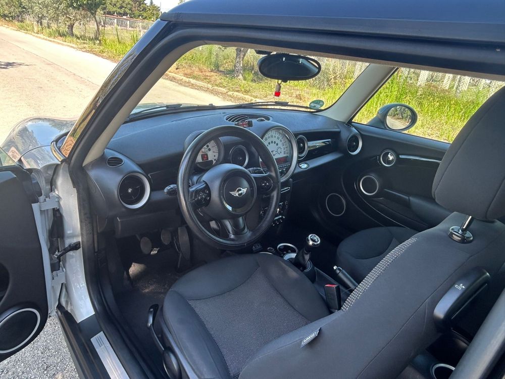 MINI Cooper  1.6