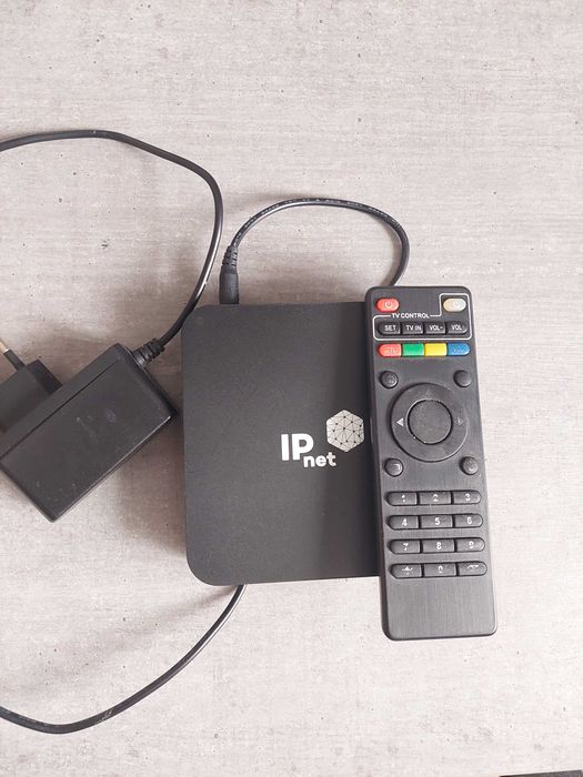 Приставка IPnet TV Box Wi-Fi