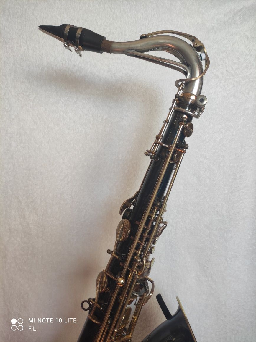 Saxofone tenor raro