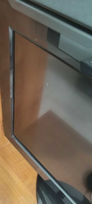 TV LG modelo 32LF2510 LCD 32”