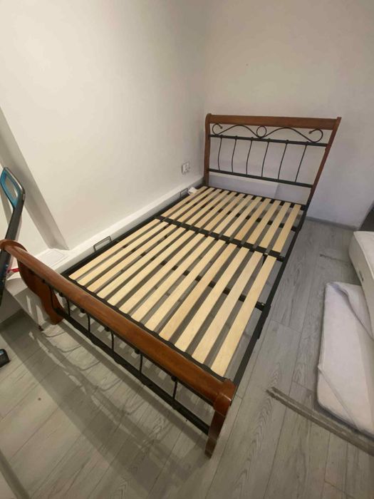 Łóżko Signal Meble Venecja 120x200 + materac Hilding