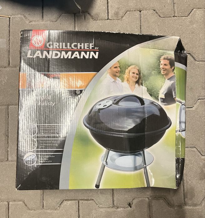 Grill bbq z pokrywą