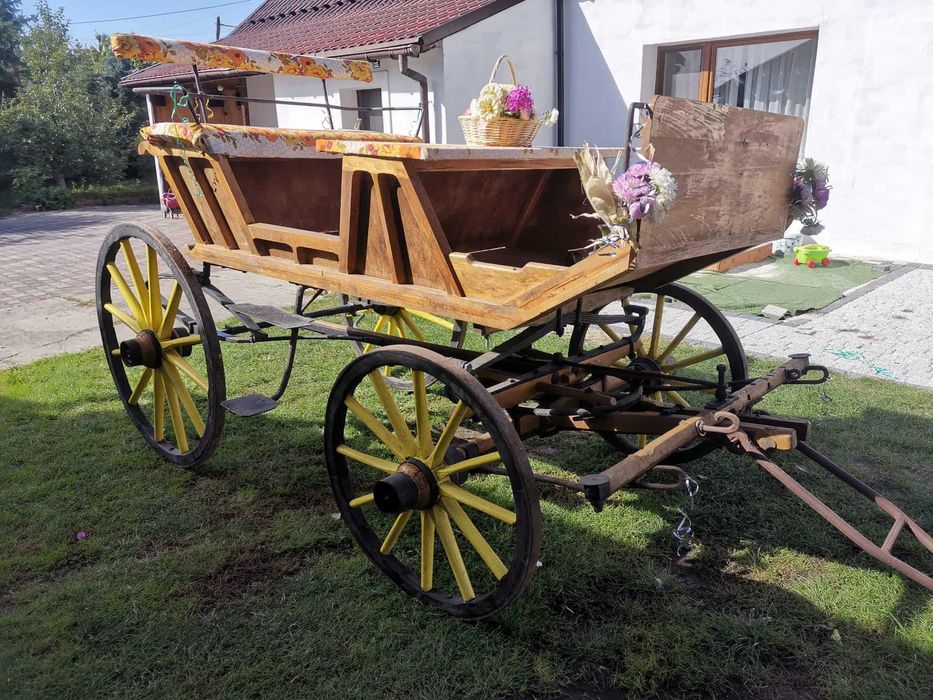 Bryczka konna z dębu — stan idealny