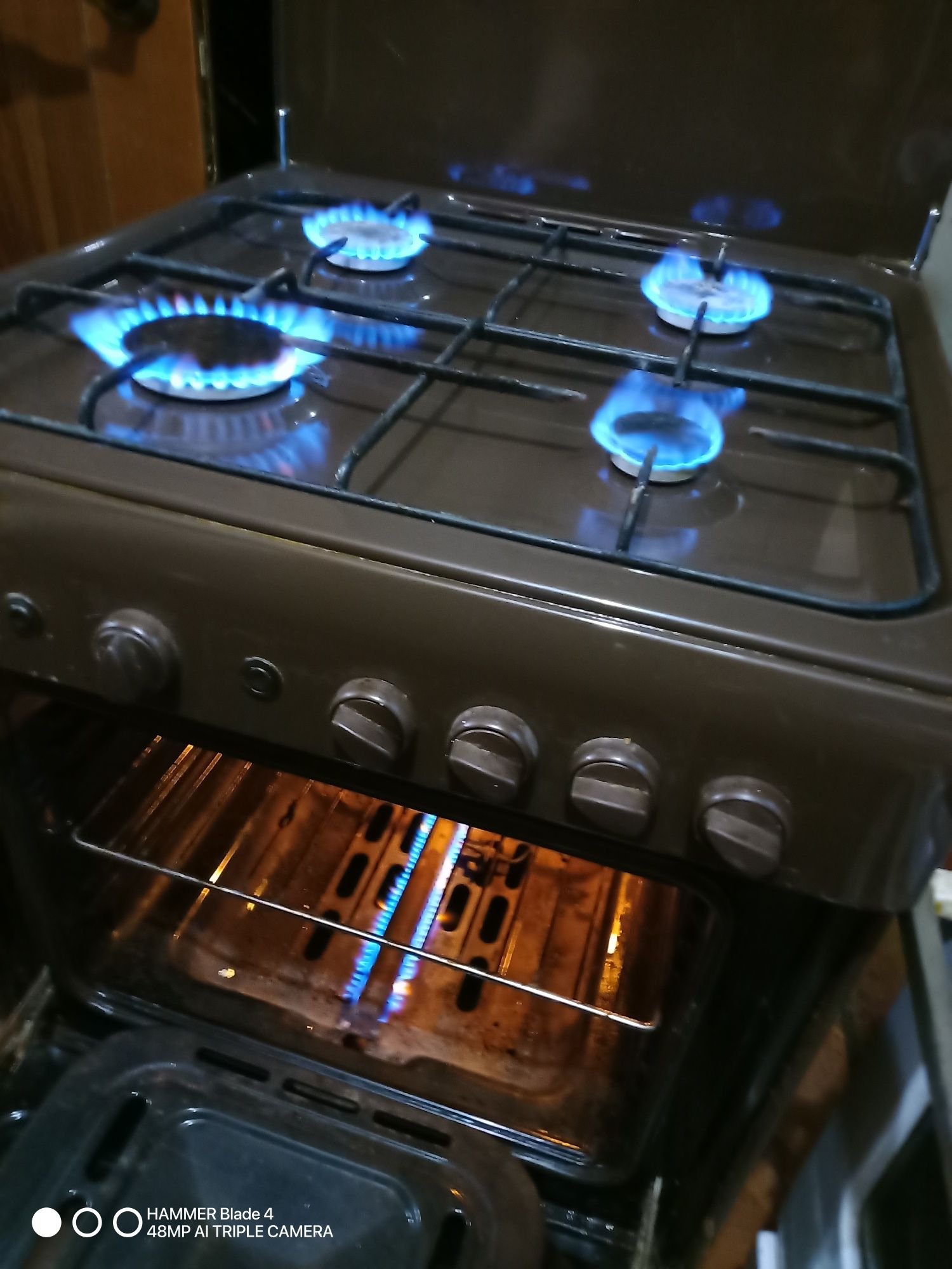 Газовая Плита INDESIT 50 см..