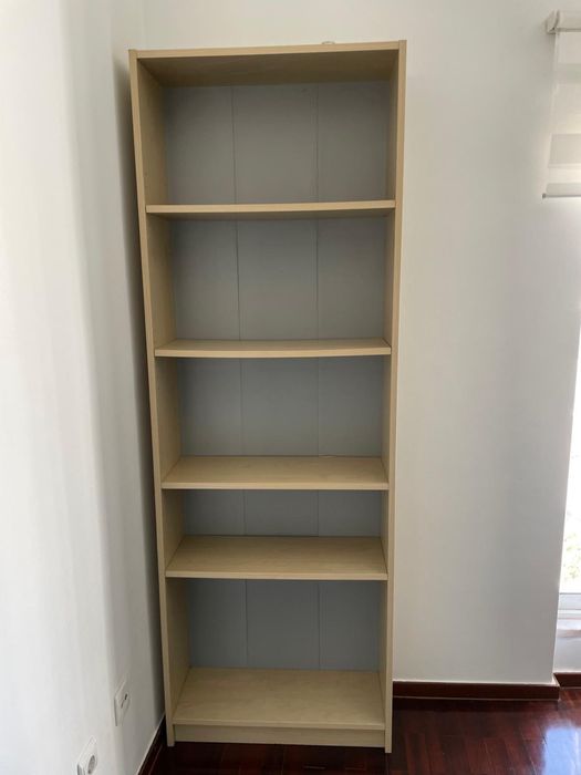 Estante em otimo estado