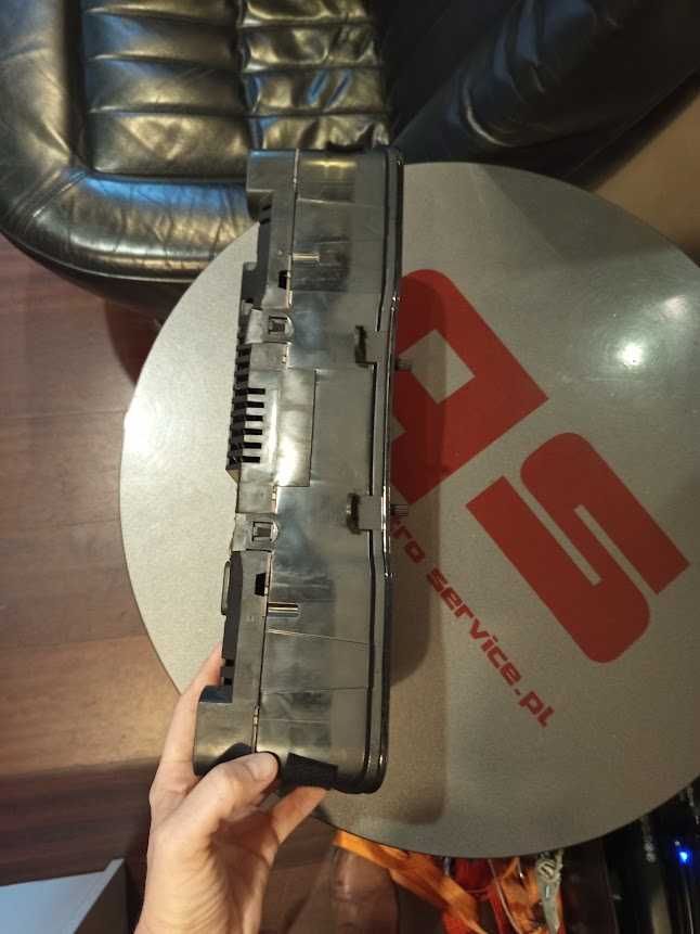 Zegar licznik Audi A6 C5 4,2 V8