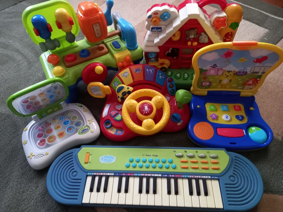 Розвиваючі,музичні іграшки