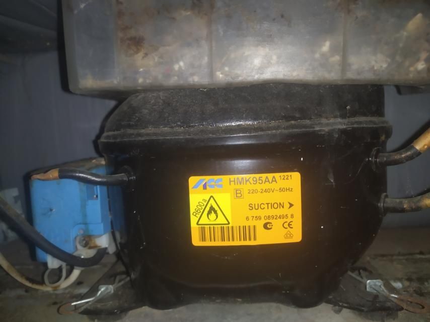 Холодильник WHIRLPOOL