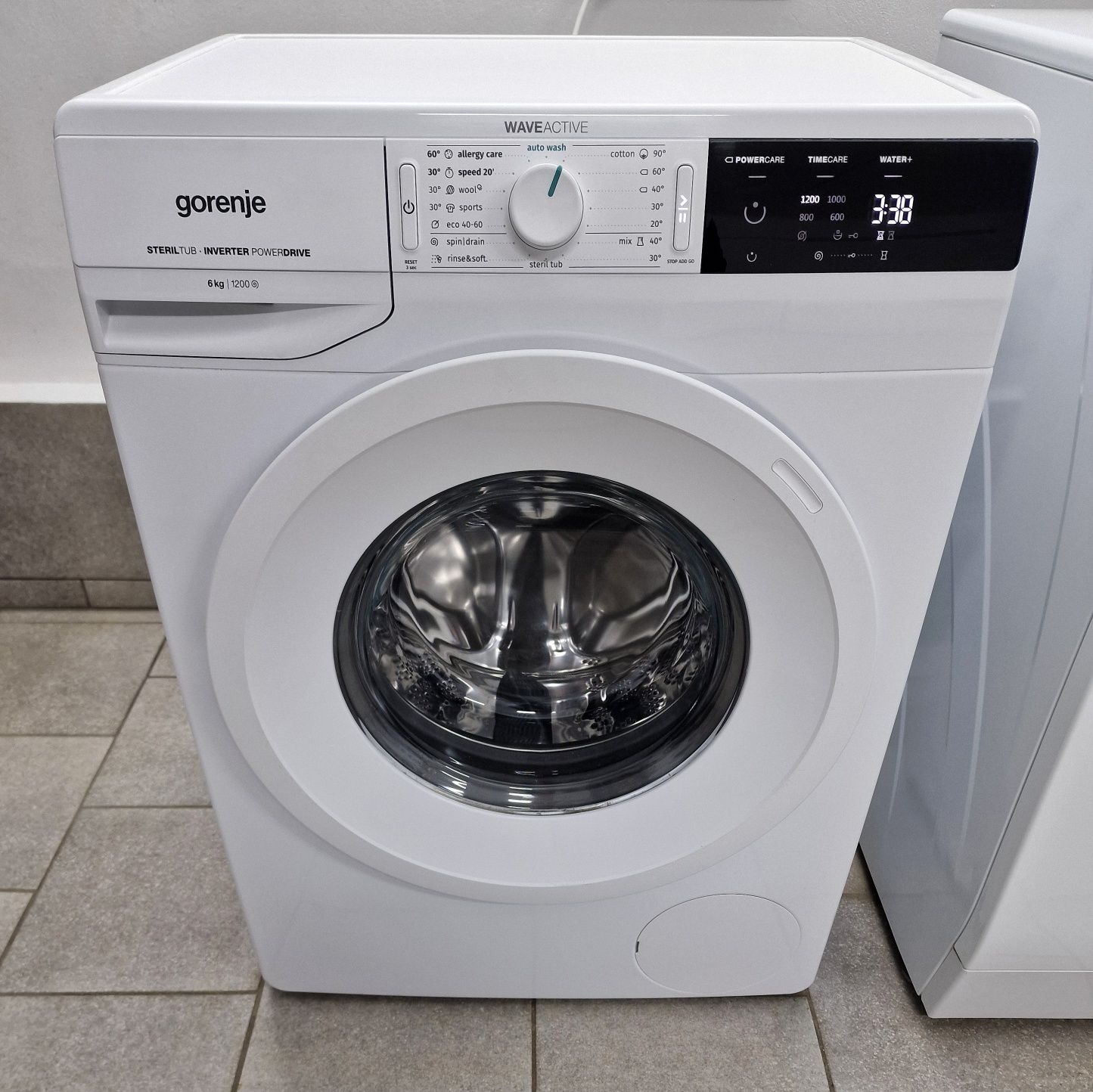 Узкая пральна/стиральная/ машина Gorenje 6 KG / WEI62S3