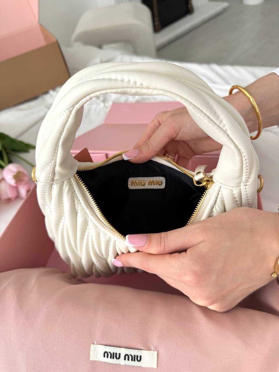 Жіноча сумочка Miu Miu Milk Premium