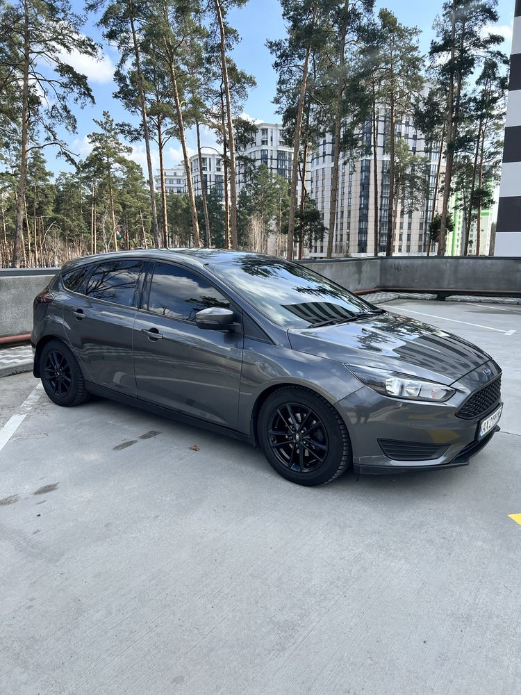 Продам Ford focus 2.0 бензин 2017